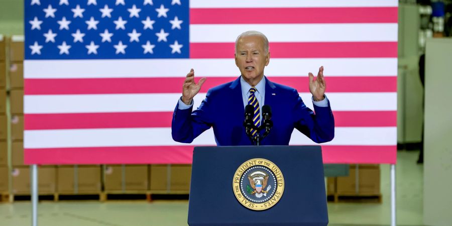 Joe Biden Streumunition USA