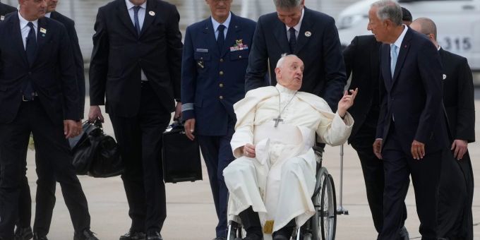 Weltjugendtag - Papst Franziskus in Lissabon gelandet