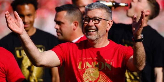 Nach starker Saison - Fischer zum Bundesliga-Trainer der Saison gewählt