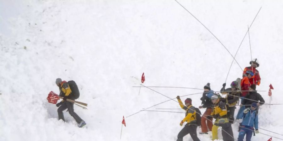 Rettungskräfte Oberalp Stephanstag