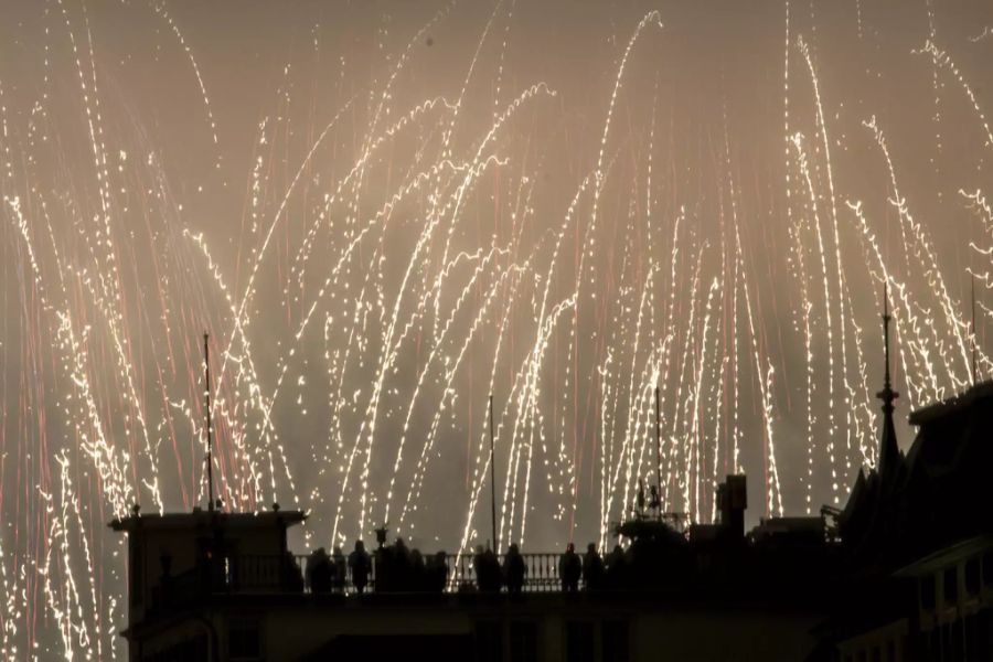 Das Silvesterzauber-Feuerwerk hat in Zürich Tradition.