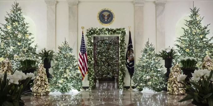 Melania Trump zeigt - So pompös ist die Weihnachtsdeko im Weissen Haus