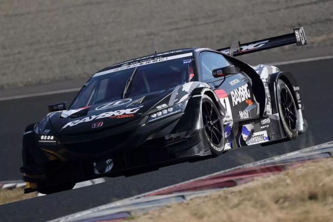 Jenson Button wird mit seinem Super-GT-Honda die DTM in Hockenheim besuchen. Jenson Button Honda Super-GT