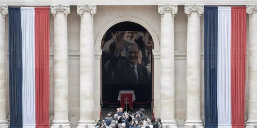 Trauerfeier vom Sonntag beim Pariser Invalidendom Paris