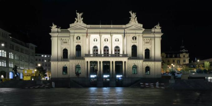 Bei der Oper «Don Giovanni» im Zürcher Opernhaus (Bild) kamen der jungen Frau Erinnerungen zurück. (Archivbild) Opernhaus Zürich