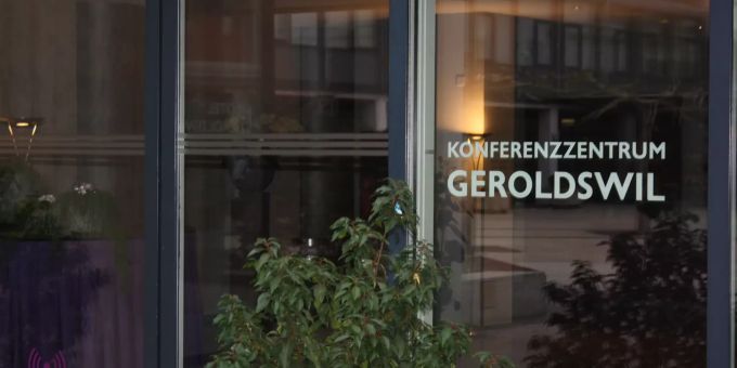 Geroldswil Eingang Konferenzzentrum Nahe. - Geroldswil Geroldswil Eingang Konferenzzentrum Nahe. - Geroldswil