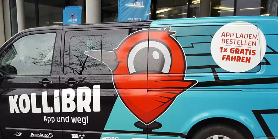 Mit fünf solchen Kleinbussen testete PostAuto ein neues Mobilitätsangebot in der Region Brugg AG. Fazit: Es funktioniert, aber das Geld fehlt.