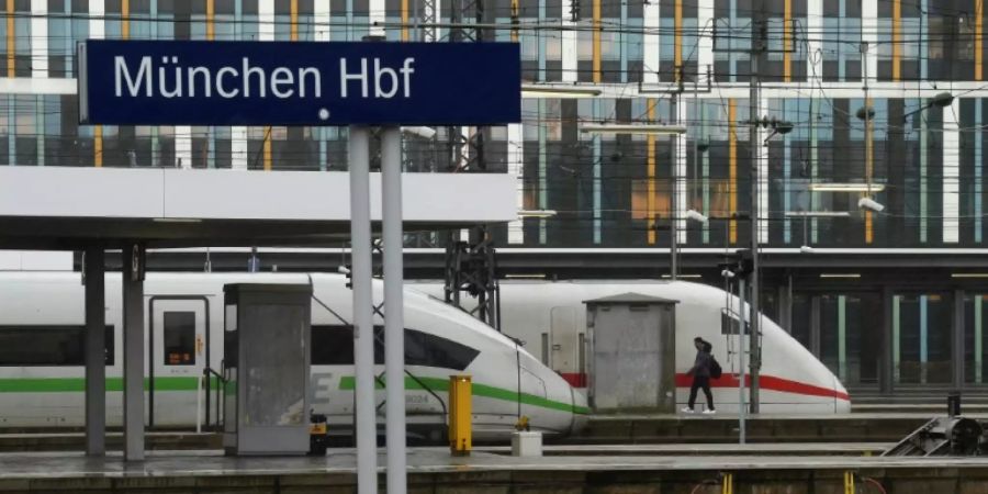 ICE-Züge der Bahn in München