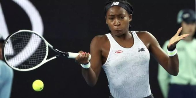 Setzt sich gegen Venus Williams durch: Cori Gauff in Aktion. Foto: Dita Alangkara/AP/dpa Setzt sich gegen Venus Williams durch: Cori Gauff in Aktion. Foto: Dita Alangkara/AP/dpa