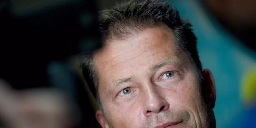Til Schweiger macht seinem Ärger Luft. Foto: Britta Pedersen/zb/dpa