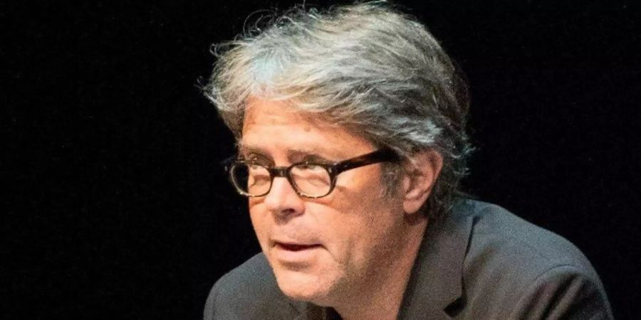 Der US-Autor Jonathan Franzen hält den Kampf gegen den Klimawandel für verloren. Foto: Alexander Heinl/dpa