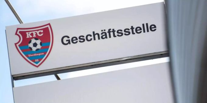 Der KFC Uerdingen bekommt keine Lizenz für die 3. Liga und muss absteigen. Foto: Marius Becker/dpa Der KFC Uerdingen bekommt keine Lizenz für die 3. Liga und muss absteigen. Foto: Marius Becker/dpa