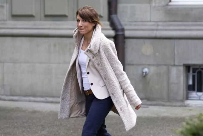 Die Tessiner Nationalrätin Greta Gysin (Grüne) auf dem Weg zu einer Besprechung mit dem Bundesrat im Bernerhof, am Rande der Frühlingssession der Eidgenössischen Räte, am 11. März 2020, in Bern. Greta Gysin