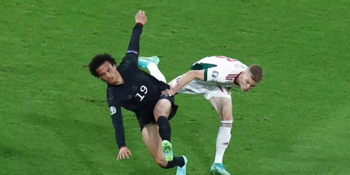 Bleibt bisher hinter den Erwartungen zurück: Leroy Sané. Foto: Christian Charisius/dpa/Archivbild Bleibt bisher hinter den Erwartungen zurück: Leroy Sané. Foto: Christian Charisius/dpa/Archivbild