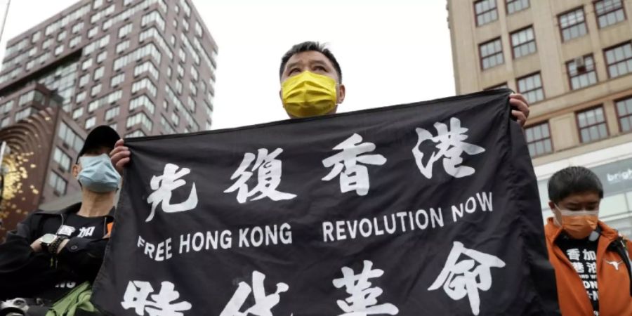 Hongkonger demonstrieren im Juni in New York für Demokratie