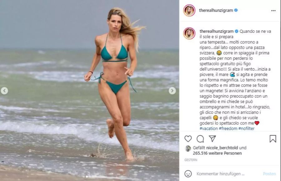 Michelle posiert im Bikini.