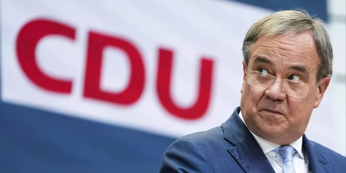 Der CDU-Chef Armin Laschet will den derzeitigen Fraktionschef Ralph Brinkhaus (CDU) zur Wiederwahl vorschlagen. Armin Laschet