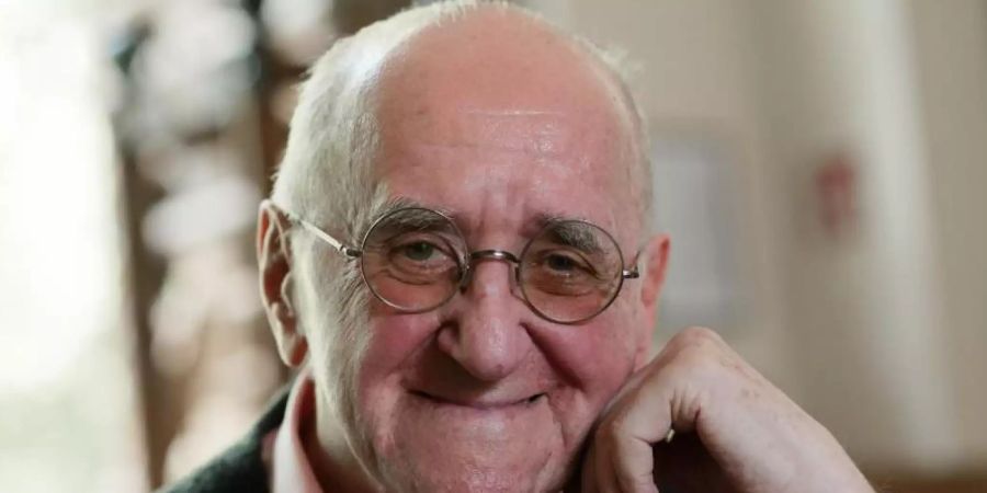 Alfred Biolek, der «Grandseigneur» des deutschen Fernsehens, ist tot. Foto: Henning Kaiser/dpa