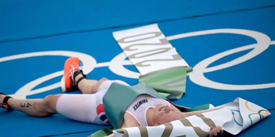 Triathlet Kristian Blummenfelt gewinnt Gold über die olympische Distanz. Foto: Sebastian Gollnow/dpa