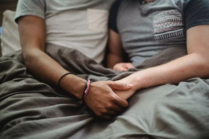 Nach dem Sex mit Marc fühlte sich Lucas etwas benutzt. sex