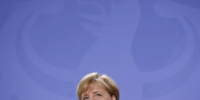 «Bitter, dramatisch und furchtbar ist diese Entwicklung natürlich für die Menschen in Afghanistan»: Bundeskanzlerin Angela Merkel. Foto: Odd Andersen/AFP POOL/dpa «Bitter, dramatisch und furchtbar ist diese Entwicklung natürlich für die Menschen in Afghanistan»: Bundeskanzlerin Angela Merkel. Foto: Odd Andersen/AFP POOL/dpa
