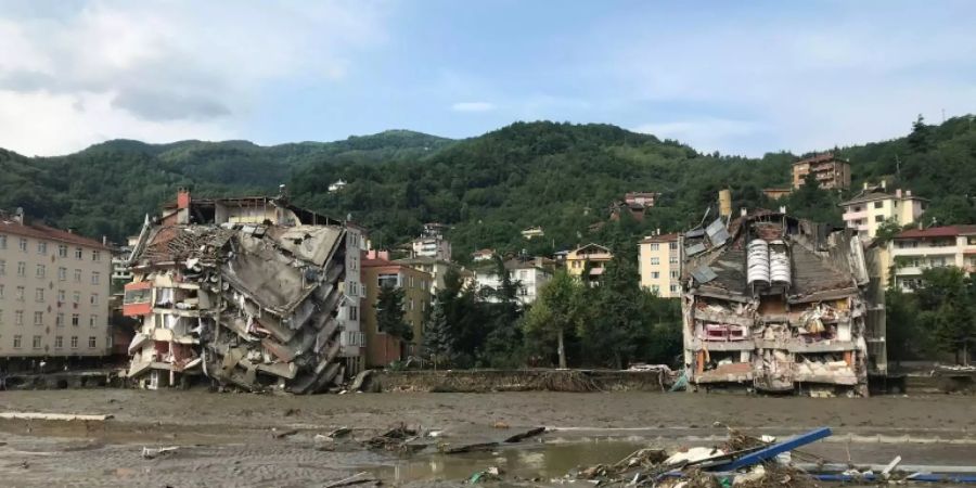 Zerstörte Gebäude in Kastamonu nach Flut in der Türkei