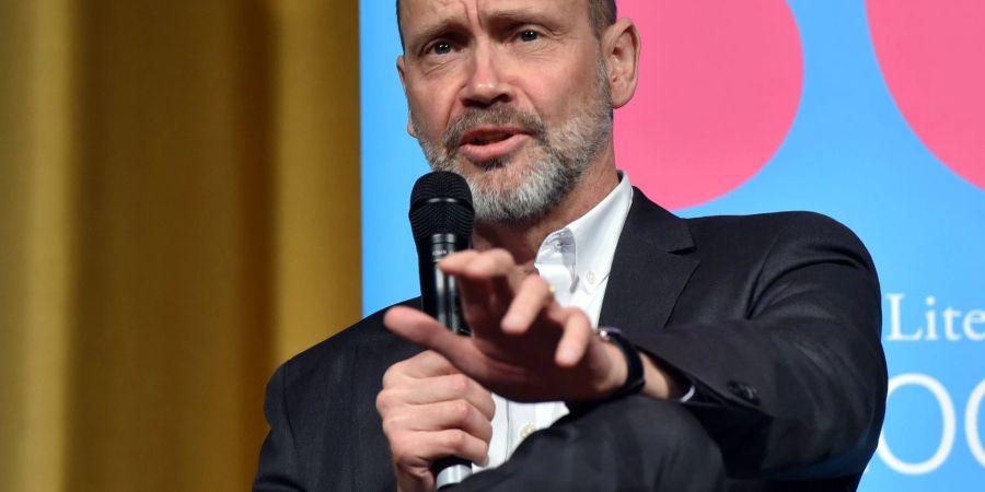 Simon Beckett schreibt derzeit einen neuen Hunter-Thriller.