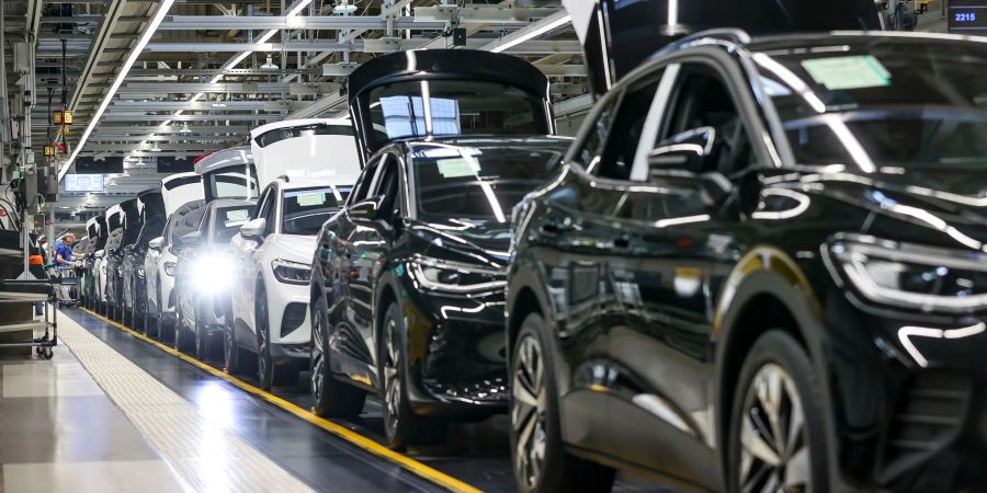Den Auto-Importeuren zufolge zeigt sich am Neuwagen-Markt derzeit eine Kaufzurückhaltung.