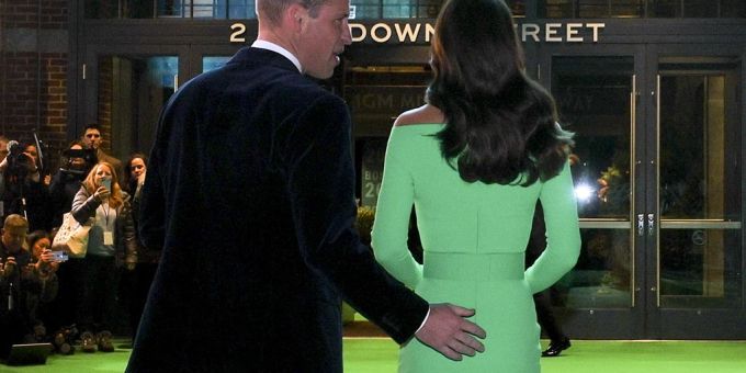 Herrlich normal! - Prinzessin Kates Po macht Prinz William froh