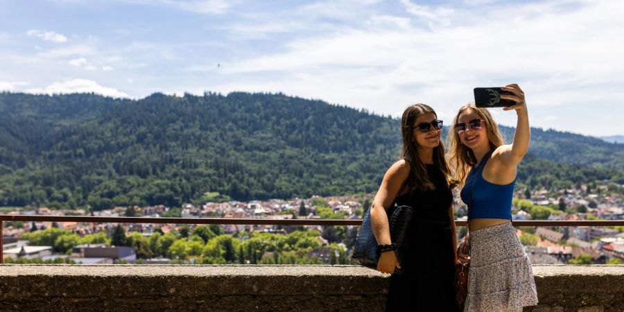 Erwartungen von Dritten und scheinbar grenzenlose Möglichkeiten: Das Stresslevel ist bei der eigenen Lebensplanung gestiegen.