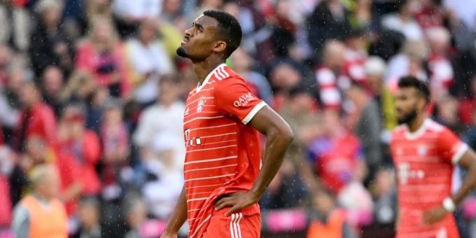 Ryan Gravenberch ist mit seinen Einsatzminuten bei Bayern München unzufrieden. Gravenberch Juventus Turin