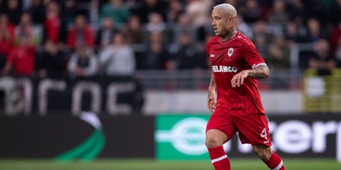 Radja Nainggolan wurde von Royal Antwerpen suspendiert. Radja Nainggolan