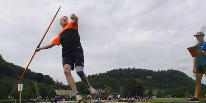 Auch Reto "Utzi" Utzinger wirft über 40m.