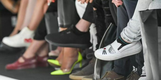 Michael Michalsky über Sneaker: «Dieser Trend wird nie verglühen.» Foto: Jens Kalaene Michael Michalsky über Sneaker: «Dieser Trend wird nie verglühen.» Foto: Jens Kalaene