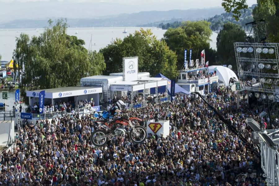 Ein Motocrossfreestyler am «freestyle.ch» 2014.