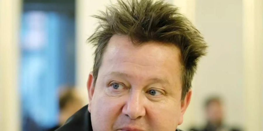 Sebastian Krumbiegel verpackt seine derzeitige Kernbotschaft musikalisch. Foto: Sebastian Willnow