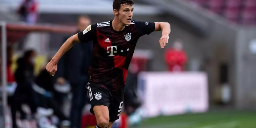 Benjamin Pavard kehrt erstmals seit seinem Wechsel zum FC Bayern nach Stuttgart zurück. Foto: Marius Becker/dpa-Pool/dpa