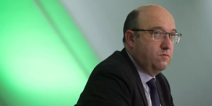 St. Galler Regierungsrat Beat Tinner bei einer Pressekonferenz. Beat Tinner