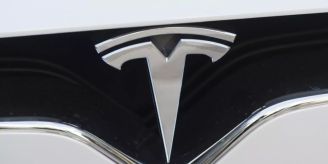 Trotz Zölle - Tesla bringt Autos mit US-Batterien auf den Markt Trotz Zölle - Tesla bringt Autos mit US-Batterien auf den Markt