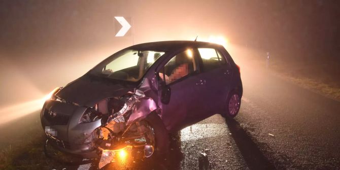 Häggenschwil SG: Kollision zwischen zwei Autos