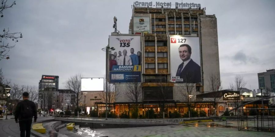 Wahlwerbung in Pristina