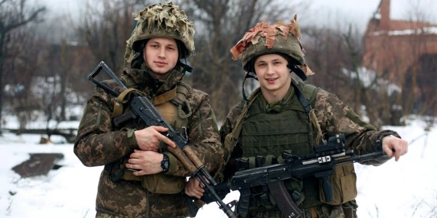 Ukrainische Soldaten an Kontaktlinie