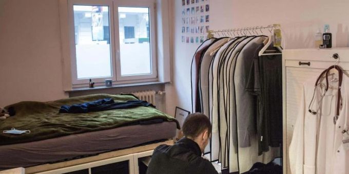 Die Wohnkosten für Studierende steigen deutlich an. Für ein WG-Zimmer zahlen Bewohner durchschnittlich 414 Euro. Foto: Eman Helal/dpa Die Wohnkosten für Studierende steigen deutlich an. Für ein WG-Zimmer zahlen Bewohner durchschnittlich 414 Euro. Foto: Eman Helal/dpa