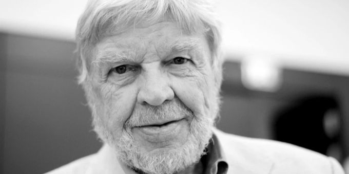 Der deutsche Schauspieler Hardy Krüger stirbt im Alter von 93 Jahren. hardy krüger