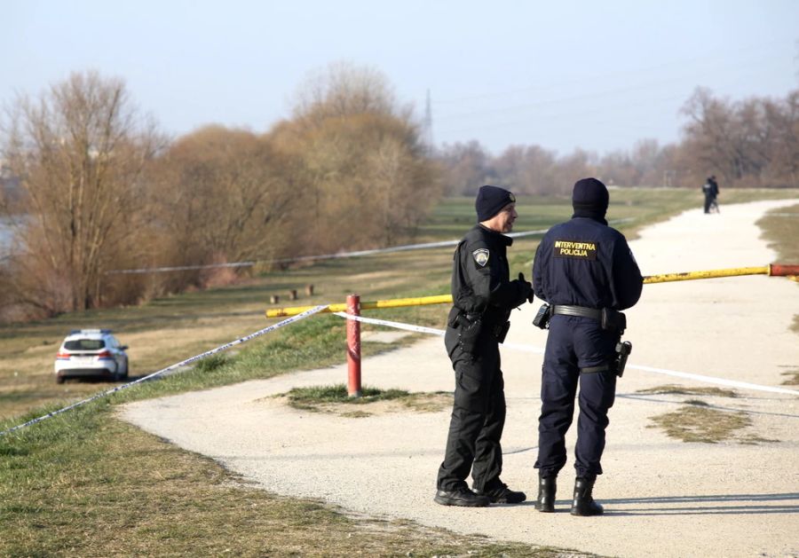 Die Behörden wissen nicht, woher das unbemannte Flugzeug stammt.