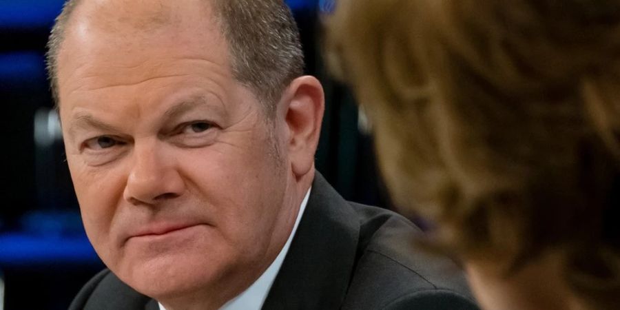 Olaf Scholz ist zu Gast bei Maybrit Illner.