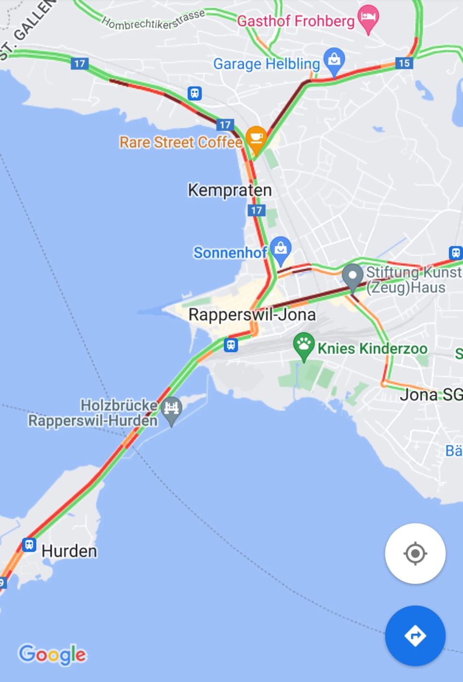 Der Brand in Hurden führte in Rapperswil-Jona SG zu einem Verkehrschaos.