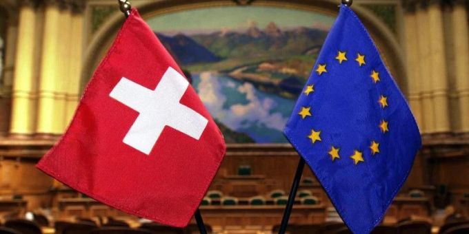 Die Schweiz übernimmt die EU-Sanktionen. Ukraine Krieg Sanktionen