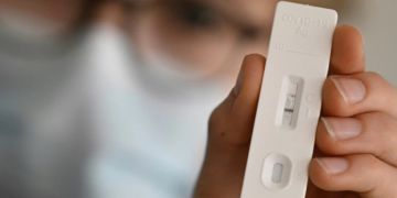gesundheitspersonal covid testpflicht