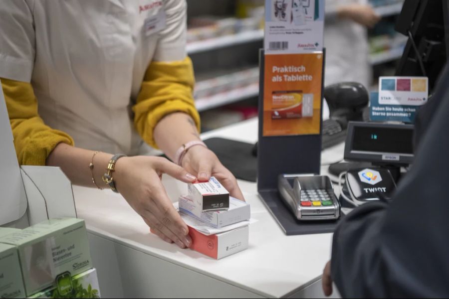 In Schweizer Apotheken werden oft nicht die billigsten Medikamente empfohlen.